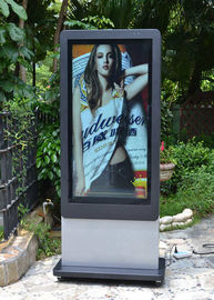 2500 nits High Brightness 55 inch Double Sided Outdoor Digital Totem , 2K Resolution